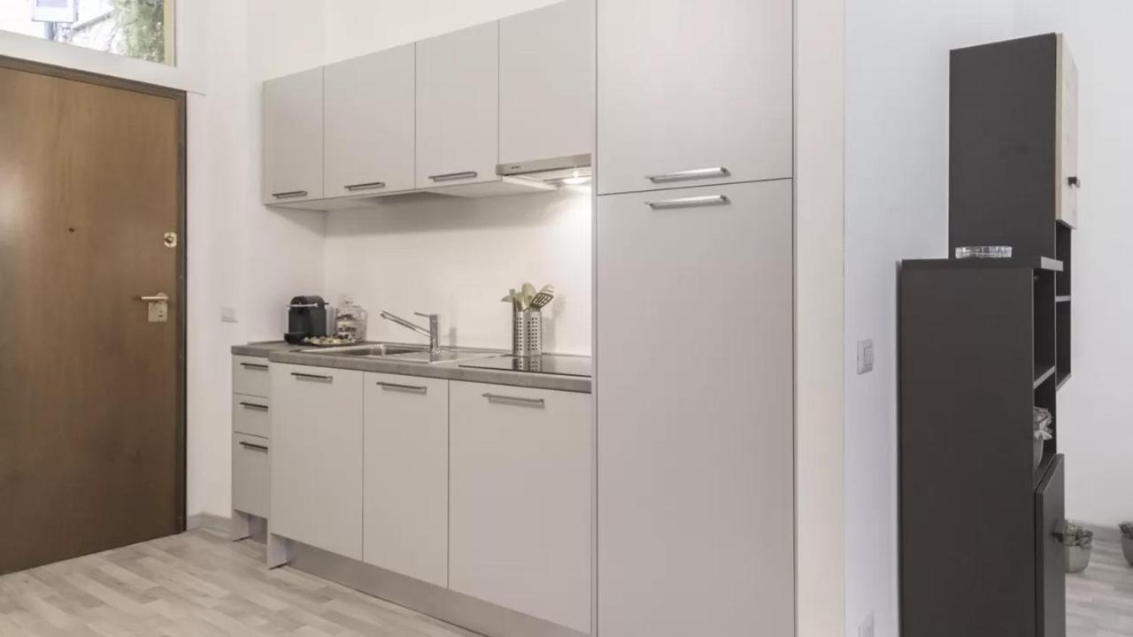 Italianway - Bollo 1 Apartment Milan Luaran gambar