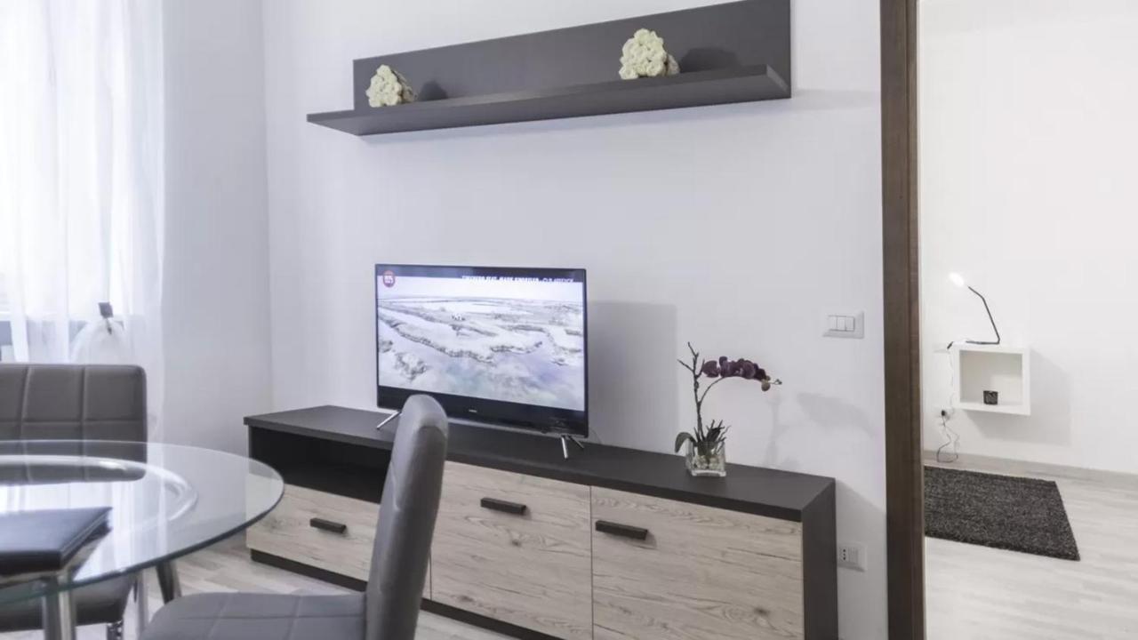 Italianway - Bollo 1 Apartment Milan Luaran gambar