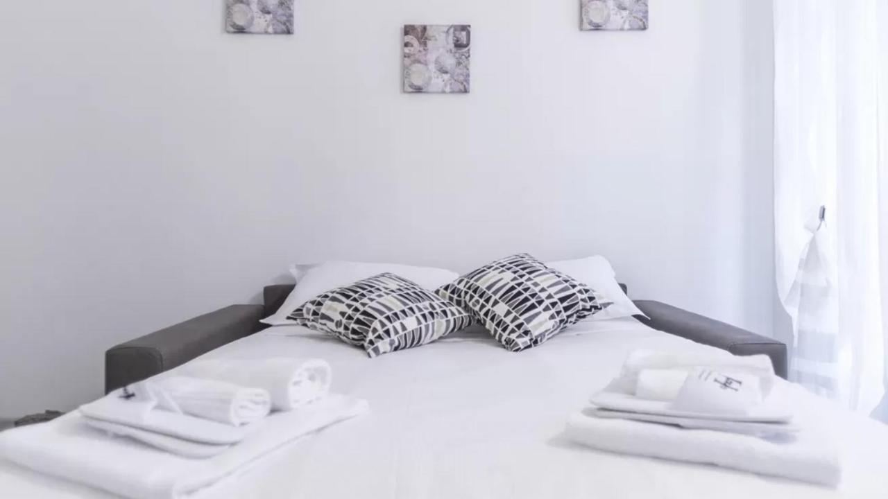 Italianway - Bollo 1 Apartment Milan Luaran gambar